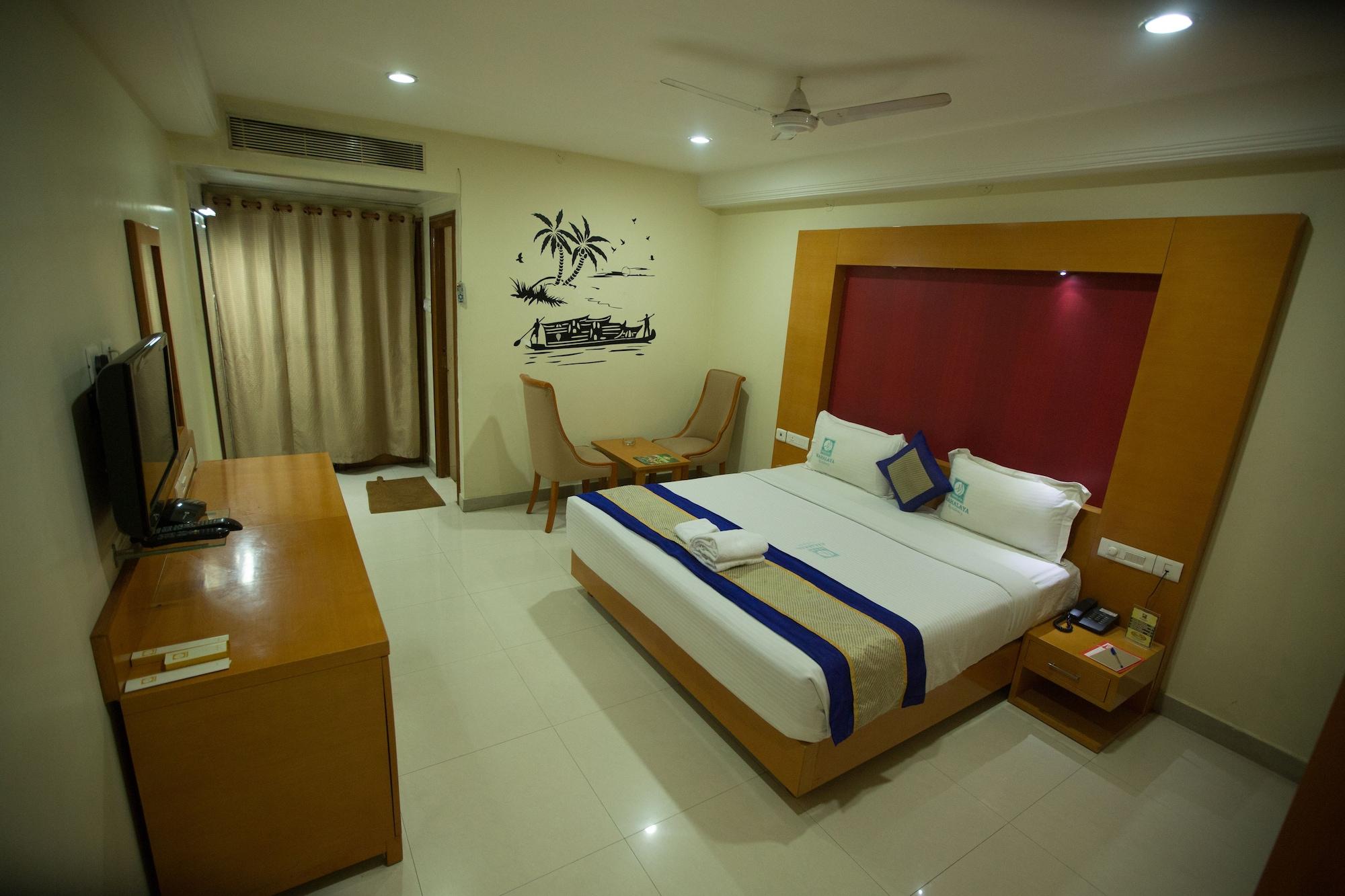 Fabhotel Prime Mahalaya Residency - Nr International Airport Hotel 3*