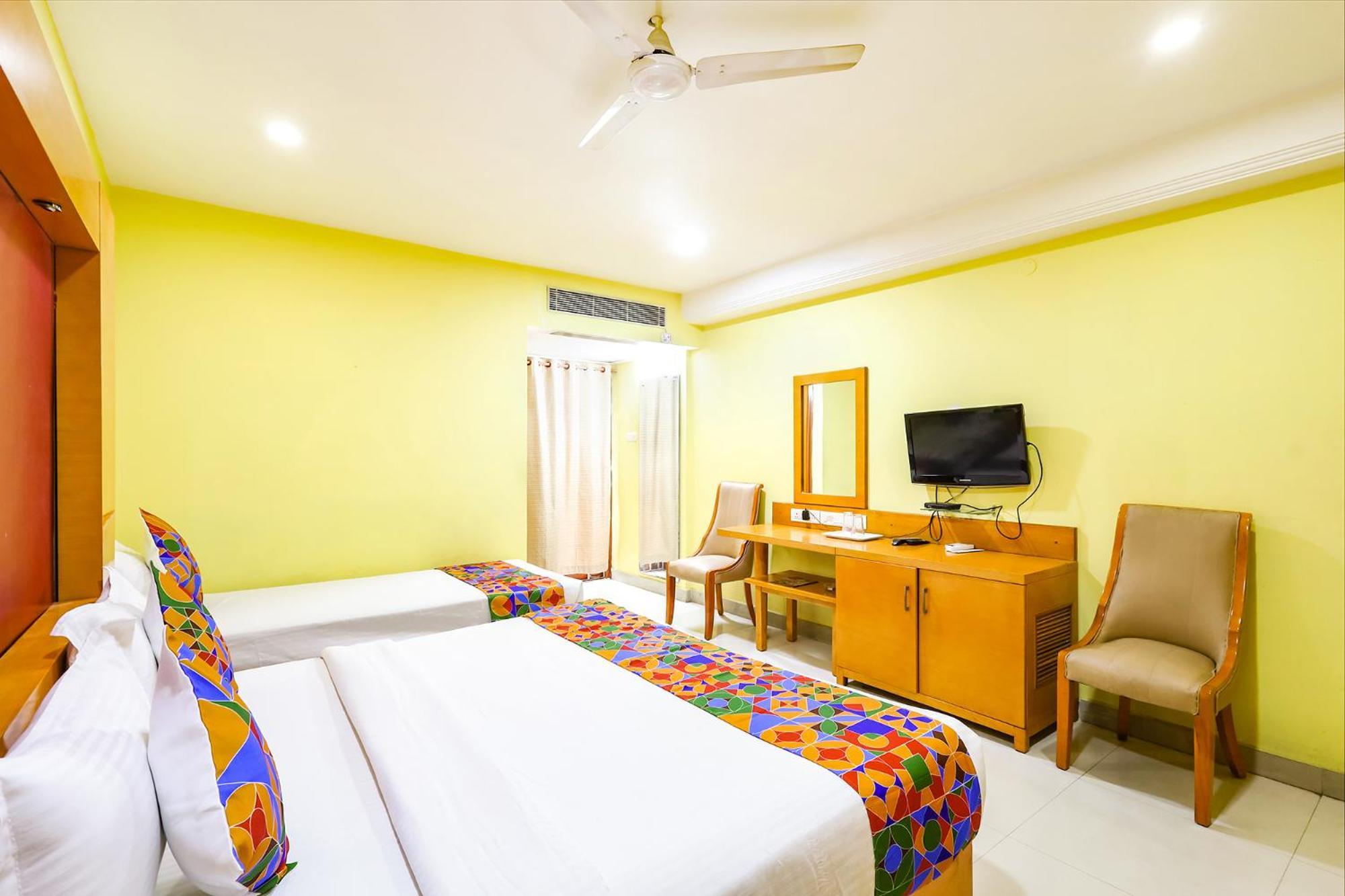 Fabhotel Prime Mahalaya Residency - Nr International Airport Hotel 3*