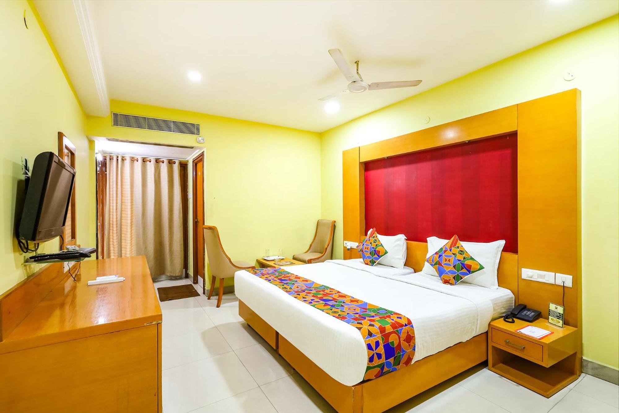 Fabhotel Prime Mahalaya Residency - Nr International Airport Hotel
