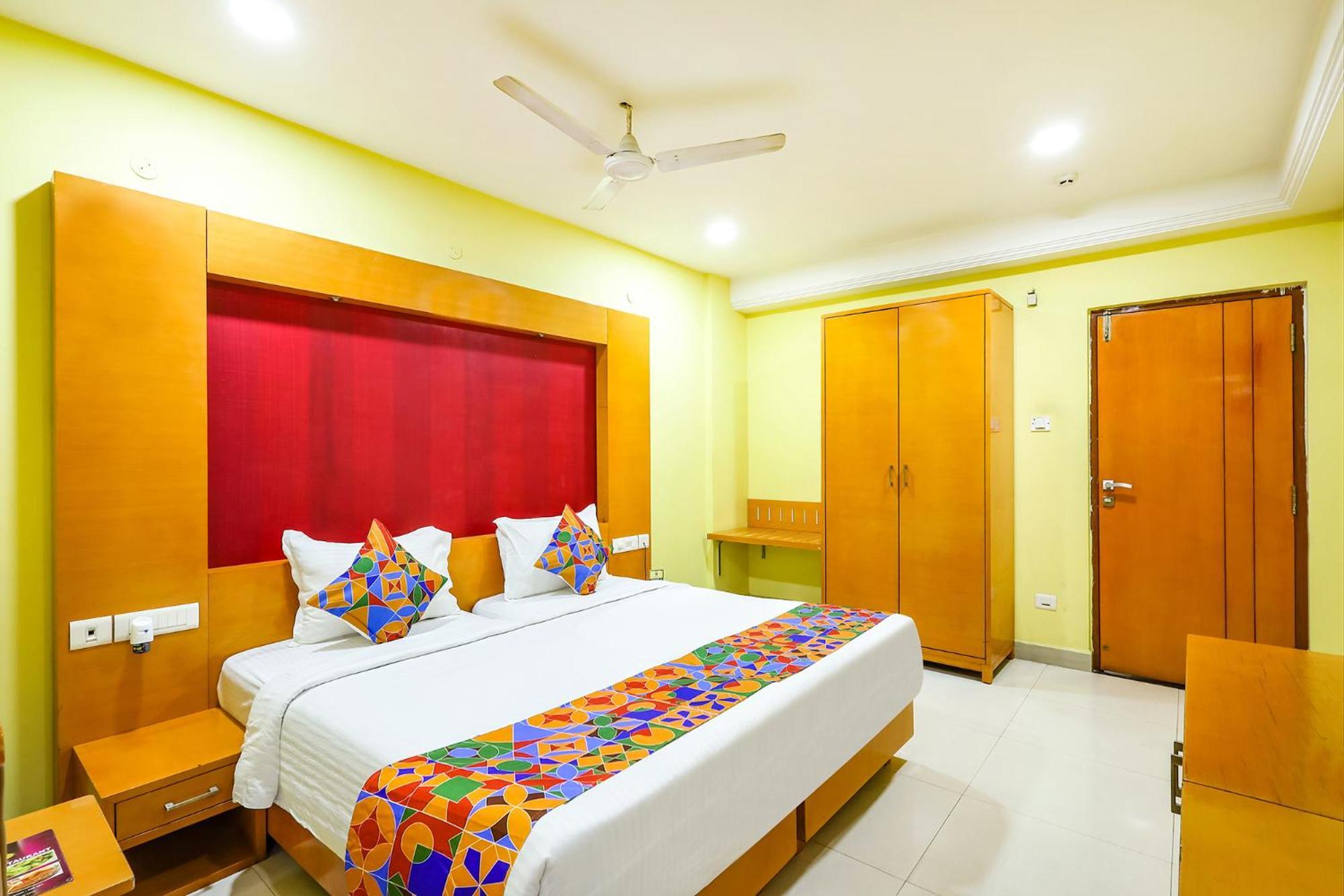 Fabhotel Prime Mahalaya Residency - Nr International Airport