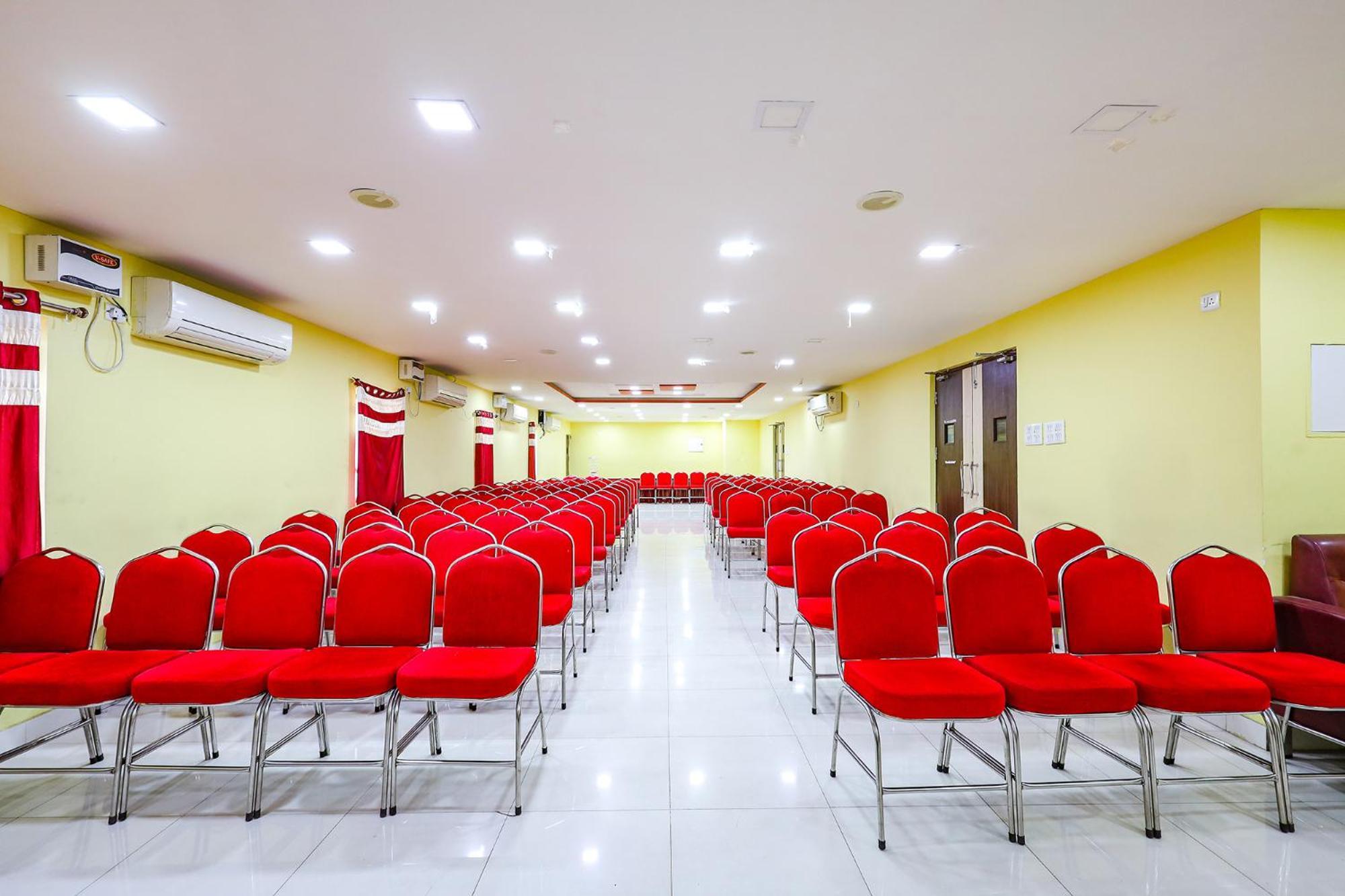 Fabhotel Prime Mahalaya Residency - Nr International Airport Hotel Chennai