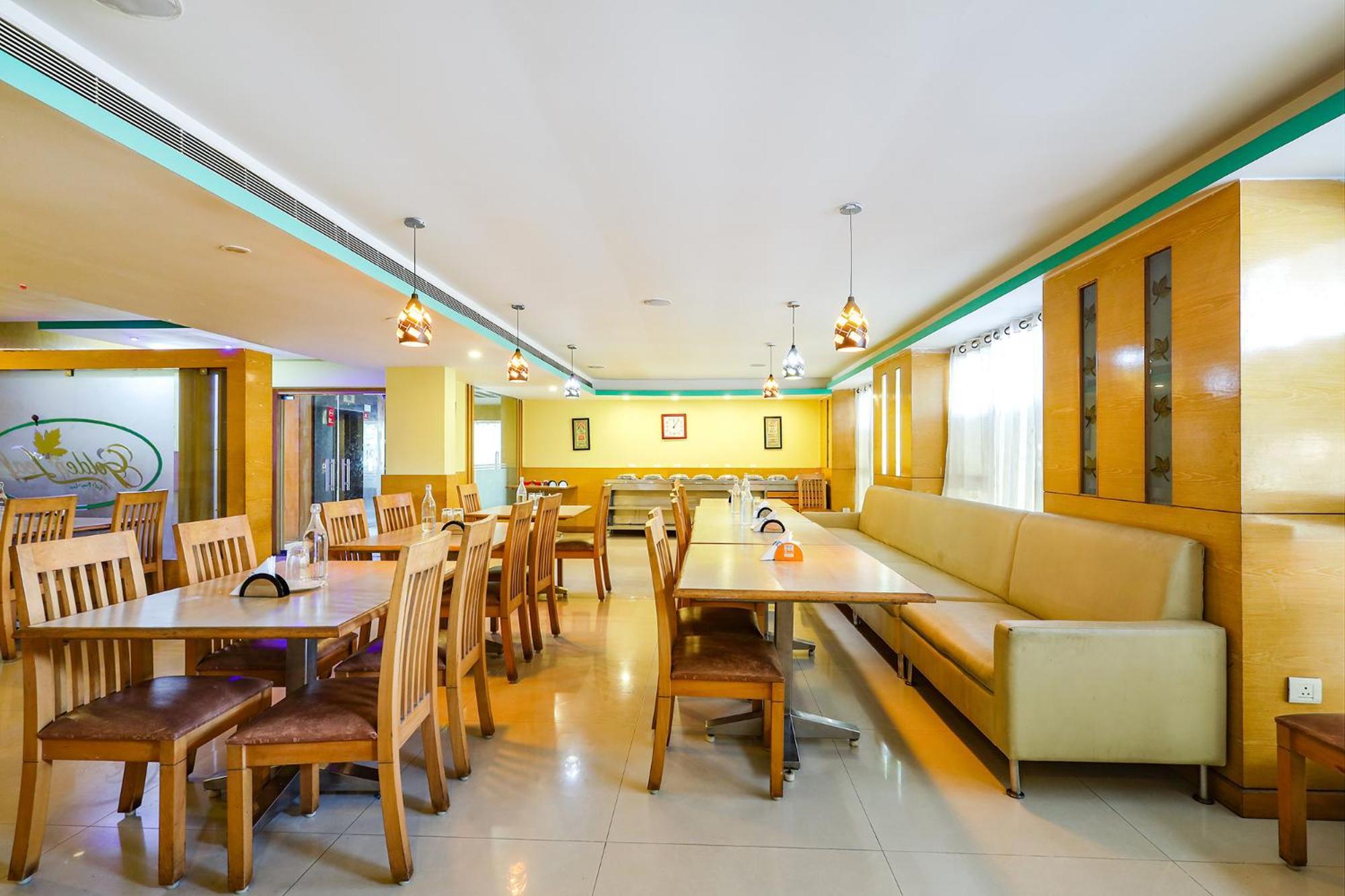 Hotel Fabhotel Prime Mahalaya Residency - Nr International Airport