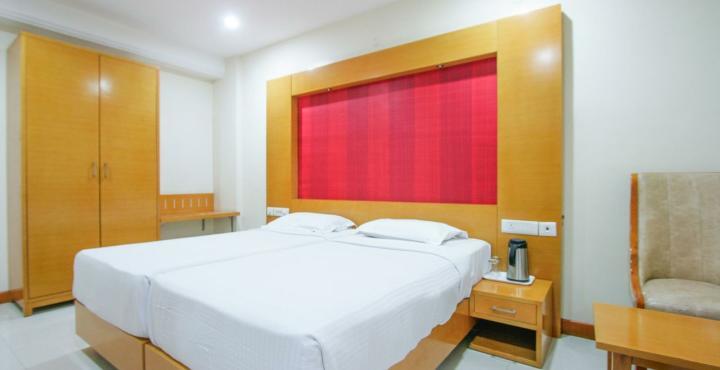 Fabhotel Prime Mahalaya Residency - Nr International Airport 3*